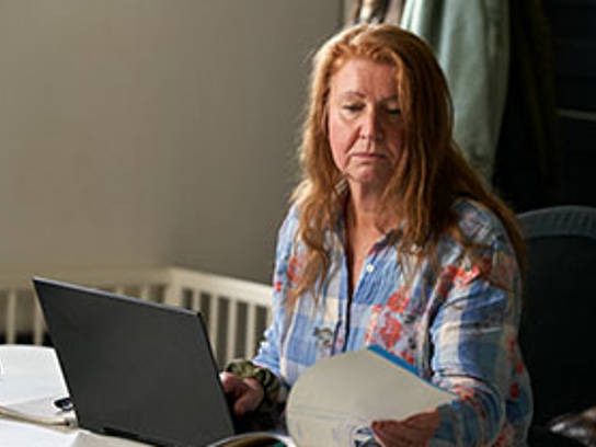 dame som søker om kassekreditt gjennom svea til sin bedrift