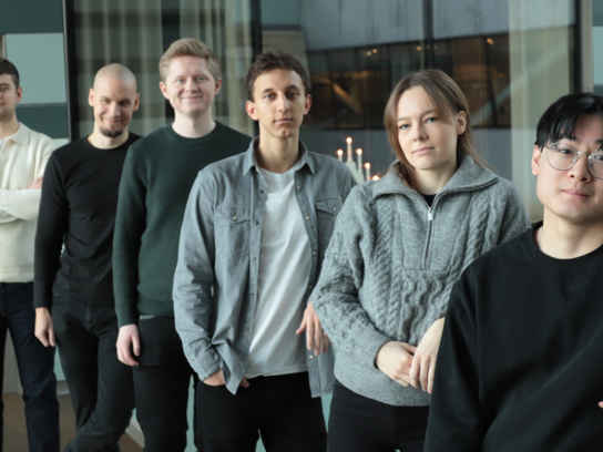 Gruppbild på trainee-teamet på Svea Bank