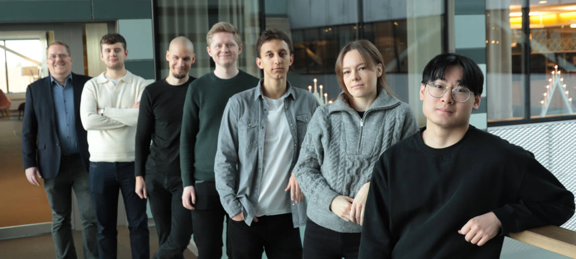 Gruppbild på trainee-teamet på Svea Bank