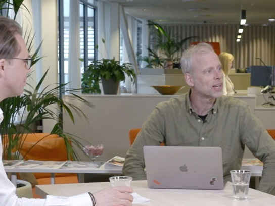 Bild på expertpanelen i webbinarium från 7 april