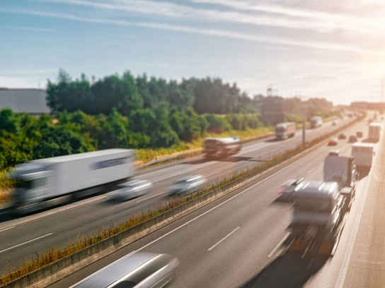 Ervaringen factoring transport op de snelweg