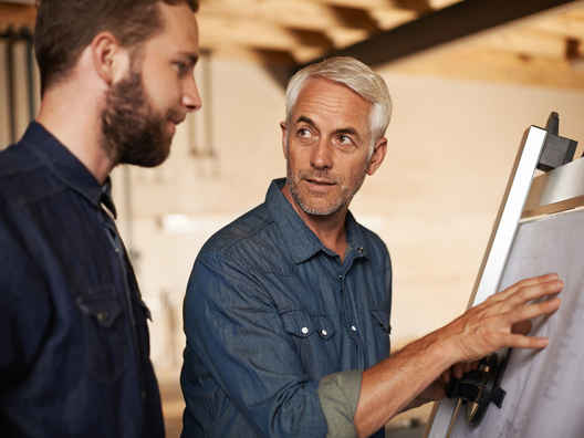 Wat is factoring uitleg vader aan zoon