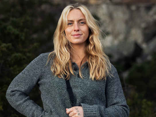 dame som tenker på inkasso 